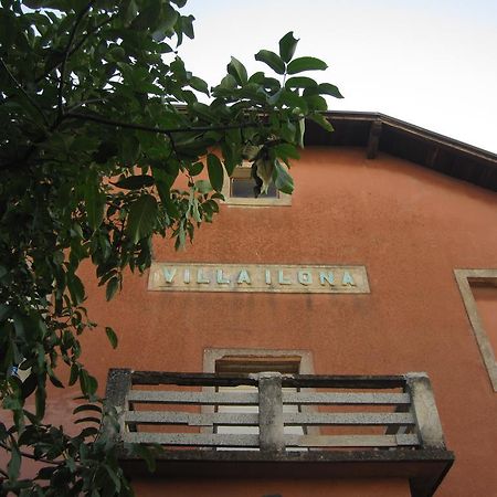 Guest House Ilona Pula Extérieur photo
