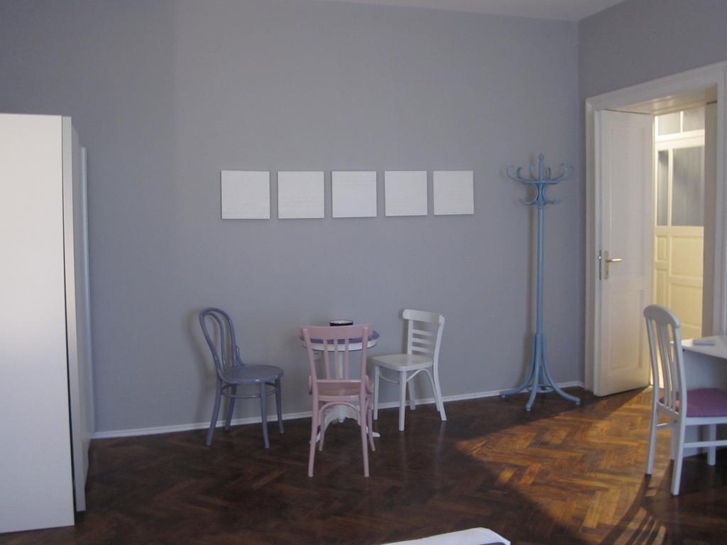 Guest House Ilona Pula Extérieur photo